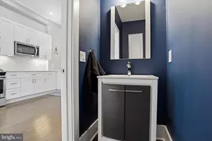 2526 Christian St, Philadelphia, PA 19146 - Photo 11