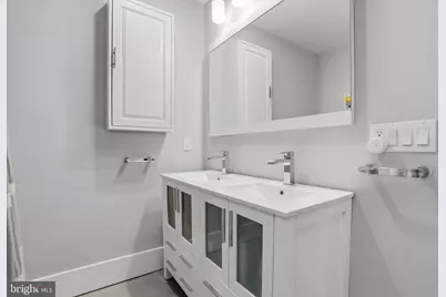 2526 Christian Street, Philadelphia, PA 19146 - Photo 15