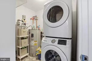 2526 Christian St, Philadelphia, PA 19146 - Photo 17