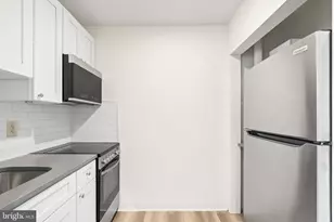 7040 Oxford Ave, Philadelphia, PA 19111 - Photo 27