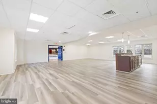 7040 Oxford Ave, Philadelphia, PA 19111 - Photo 11