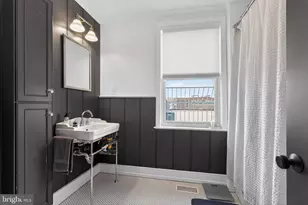 8 Willig Ave, Philadelphia, PA 19125 - Photo 11