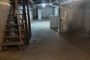 2521 N 12th St, Philadelphia, PA 19133 - Photo 11