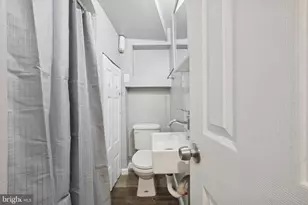 7033 Upland St, Philadelphia, PA 19142 - Photo 7