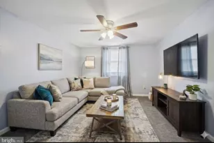 7033 Upland St, Philadelphia, PA 19142 - Photo 11