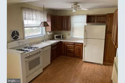 914 Arnold Street, Philadelphia, PA 19111 - Photo 9