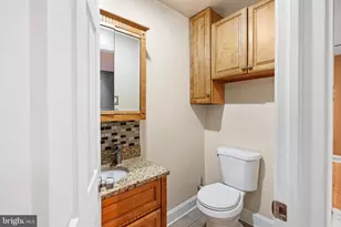 1301 W Moyamensing Ave, Philadelphia, PA 19148 - Photo 21