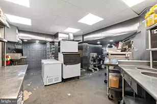 1301 W Moyamensing Ave, Philadelphia, PA 19148 - Photo 11