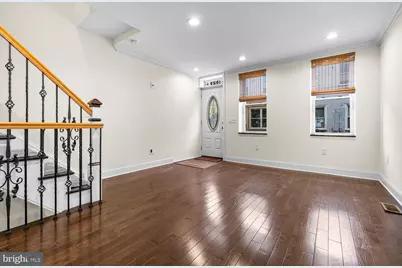 1629 S Iseminger Street, Philadelphia, PA 19148 - Photo 5