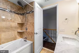 1629 S Iseminger St, Philadelphia, PA 19148 - Photo 25