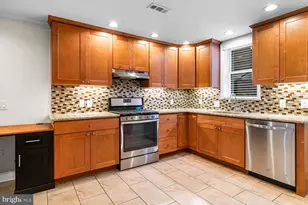 1629 S Iseminger St, Philadelphia, PA 19148 - Photo 11