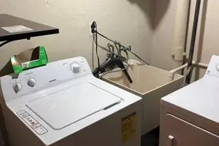 8550 Tolbut St, Philadelphia, PA 19152 - Photo 17