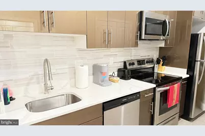 1422 Callowhill St #406, Philadelphia, PA 19102 - Photo 13