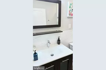 1422 Callowhill St #406, Philadelphia, PA 19102 - Photo 9