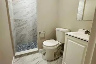 7448 Rhoads St, Philadelphia, PA 19151 - Photo 13