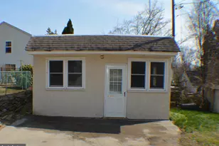 461 Flamingo St, Philadelphia, PA 19128 - Photo 9