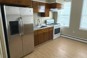 401 Friendship St, Philadelphia, PA 19111 - Photo 15