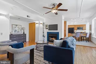 306 Cherry St, Philadelphia, PA 19106 - Photo 3