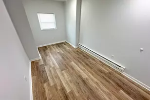 1933 Colonial St, Philadelphia, PA 19138 - Photo 9