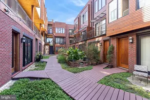1247 E Columbia Ave, Philadelphia, PA 19125 - Photo 37