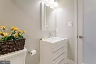 1006 S 17th St, Philadelphia, PA 19146 - Photo 17