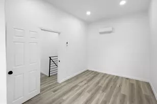 2028 S 22nd St, Philadelphia, PA 19145 - Photo 33