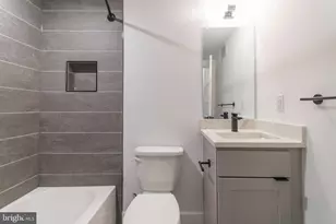 437 N 35th St, Philadelphia, PA 19104 - Photo 9