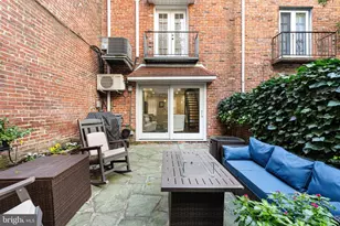 409 S 13th St, Philadelphia, PA 19147 - Photo 25