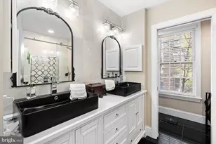 409 S 13th St, Philadelphia, PA 19147 - Photo 17