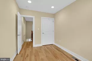 1237 N Hollywood St, Philadelphia, PA 19121 - Photo 15