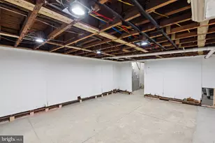 1046 Granite St, Philadelphia, PA 19124 - Photo 23