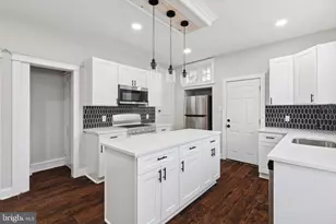 1046 Granite St, Philadelphia, PA 19124 - Photo 9