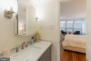 226 W Rittenhouse Square, Philadelphia, PA 19103 - Photo 29