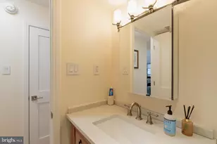 226 W Rittenhouse Square, Philadelphia, PA 19103 - Photo 21