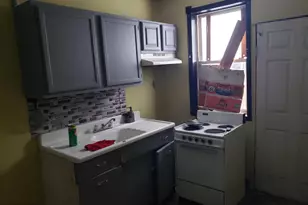 415 W Annsbury St, Philadelphia, PA 19140 - Photo 7