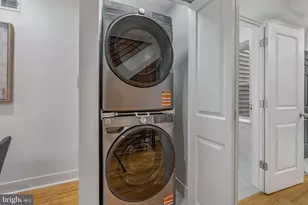 2227 Watkins St, Philadelphia, PA 19145 - Photo 9