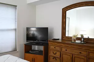 524 Easy St, Philadelphia, PA 19111 - Photo 7