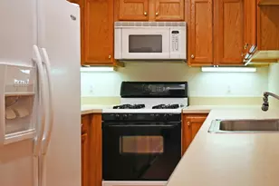 524 Easy St, Philadelphia, PA 19111 - Photo 11