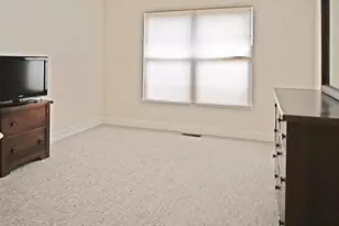 524 Easy St, Philadelphia, PA 19111 - Photo 15