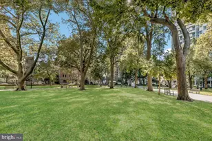 732 Manning St, Philadelphia, PA 19106 - Photo 31