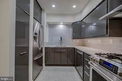 732 Manning Street, Philadelphia, PA 19106 - Photo 5