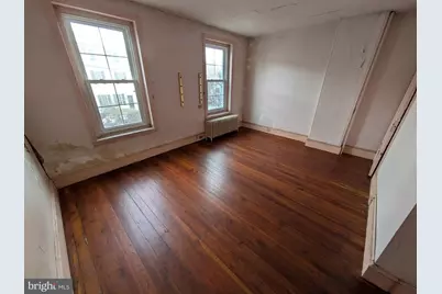 205 E Evergreen Avenue, Philadelphia, PA 19118 - Photo 11