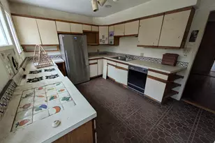 205 E Evergreen Ave, Philadelphia, PA 19118 - Photo 17