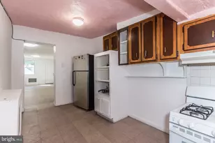 2031 Wakeling St, Philadelphia, PA 19124 - Photo 9