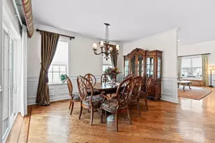 2677 Foxglove Ln, Philadelphia, PA 19116 - Photo 9