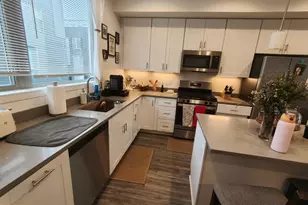 2004 Northbank Pl, Philadelphia, PA 19125 - Photo 15