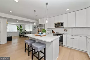 1716 Cambridge St, Philadelphia, PA 19130 - Photo 9