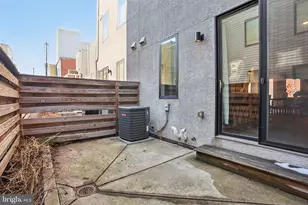 804 Fernon St, Philadelphia, PA 19148 - Photo 9