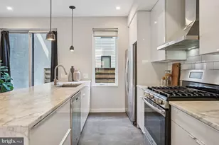 804 Fernon St, Philadelphia, PA 19148 - Photo 7