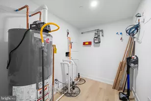 2340 Alter St, Philadelphia, PA 19146 - Photo 39